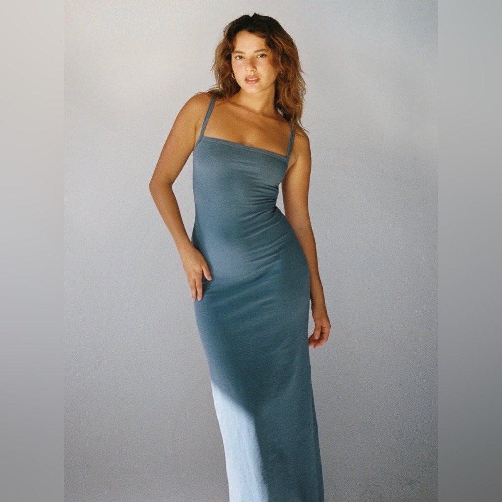 oddli dinner party size S